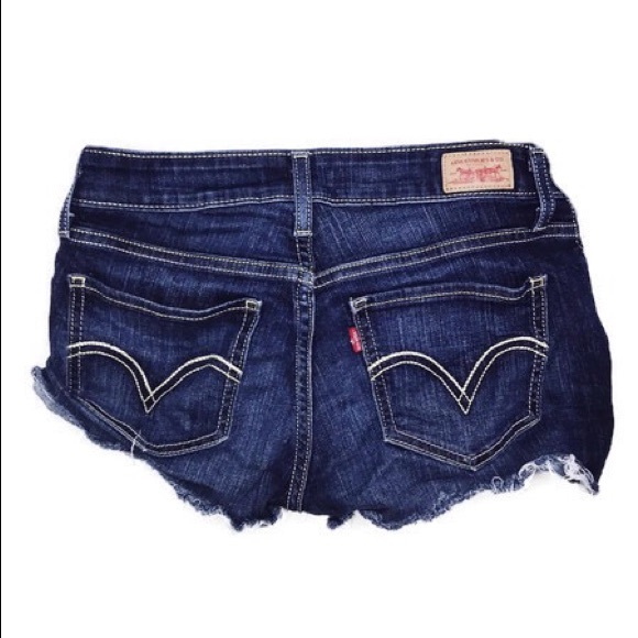 Levi's Pants - ♡ LEVI’S DARK WASH JEAN SHORTS BLUE 27 ♡